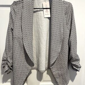 NWT Women's Black and White Houndstooth Blazer ruched 3/4 sleeves